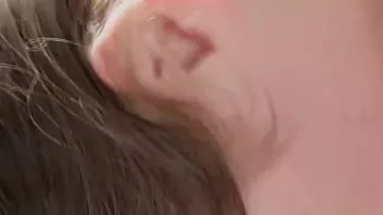 Afspelen Een simpele massage veranderde in iets kinky