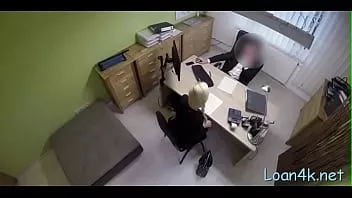 تشغيل بيمبو يسيل اللعاب يرتد على وحش التعبئة الصلبة