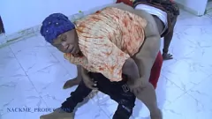 Putar Chubby Mummy G.O Bertukar Doa dengan Pussy-Fucking di Wild Ride