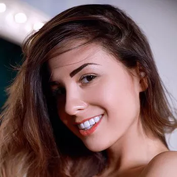色情明星 Alice Kelly