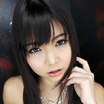 色情明星 Megumi Shino