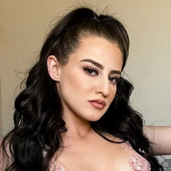 Порнозвезда Aubree Valentine