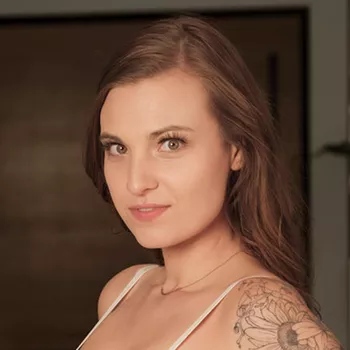 Gwiazda porno Kenzie Love